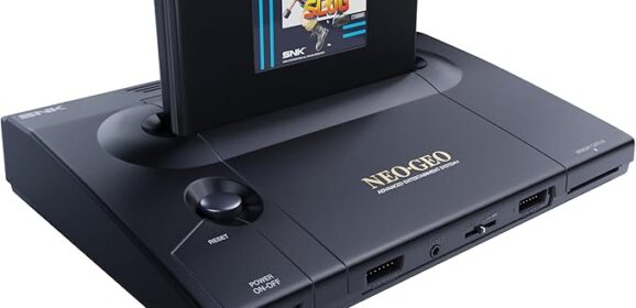 Il Ritorno del Re: SNK e Plaion annunciano il Neo Geo AES+